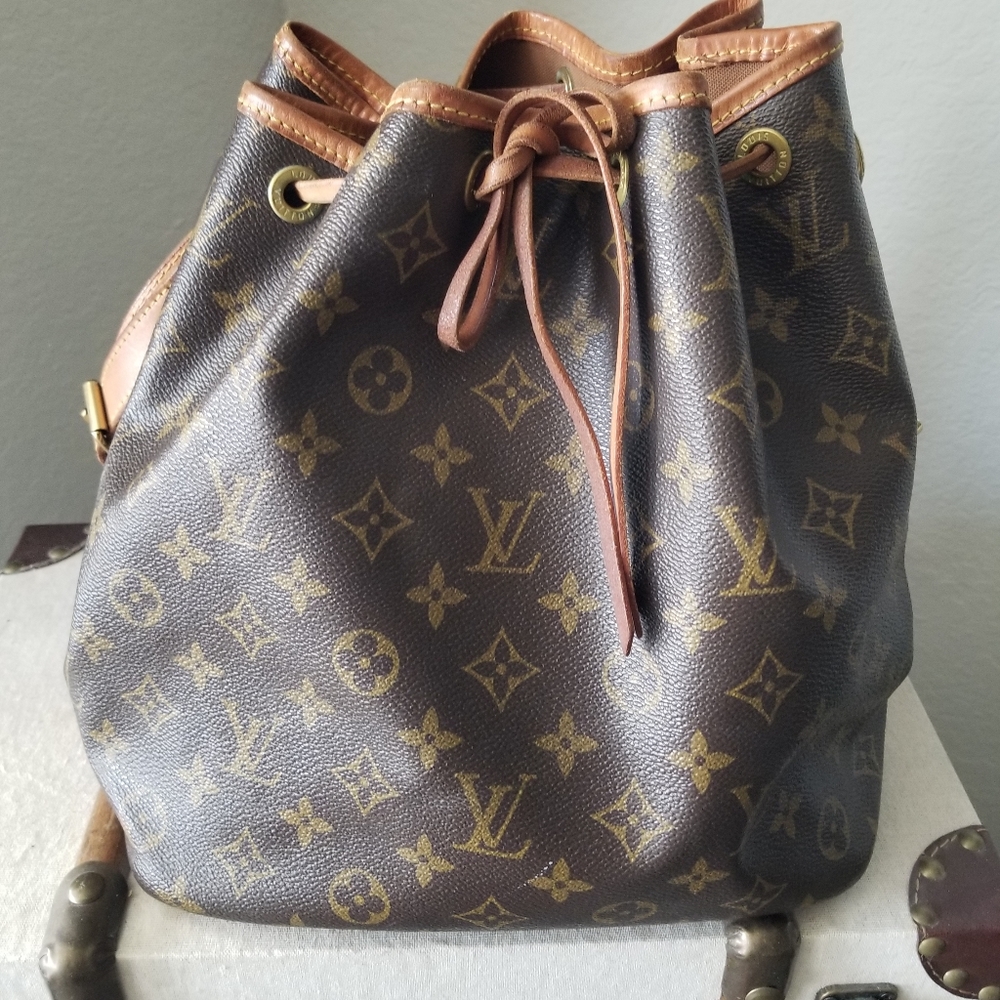 Louis Vuitton Noe Handbag